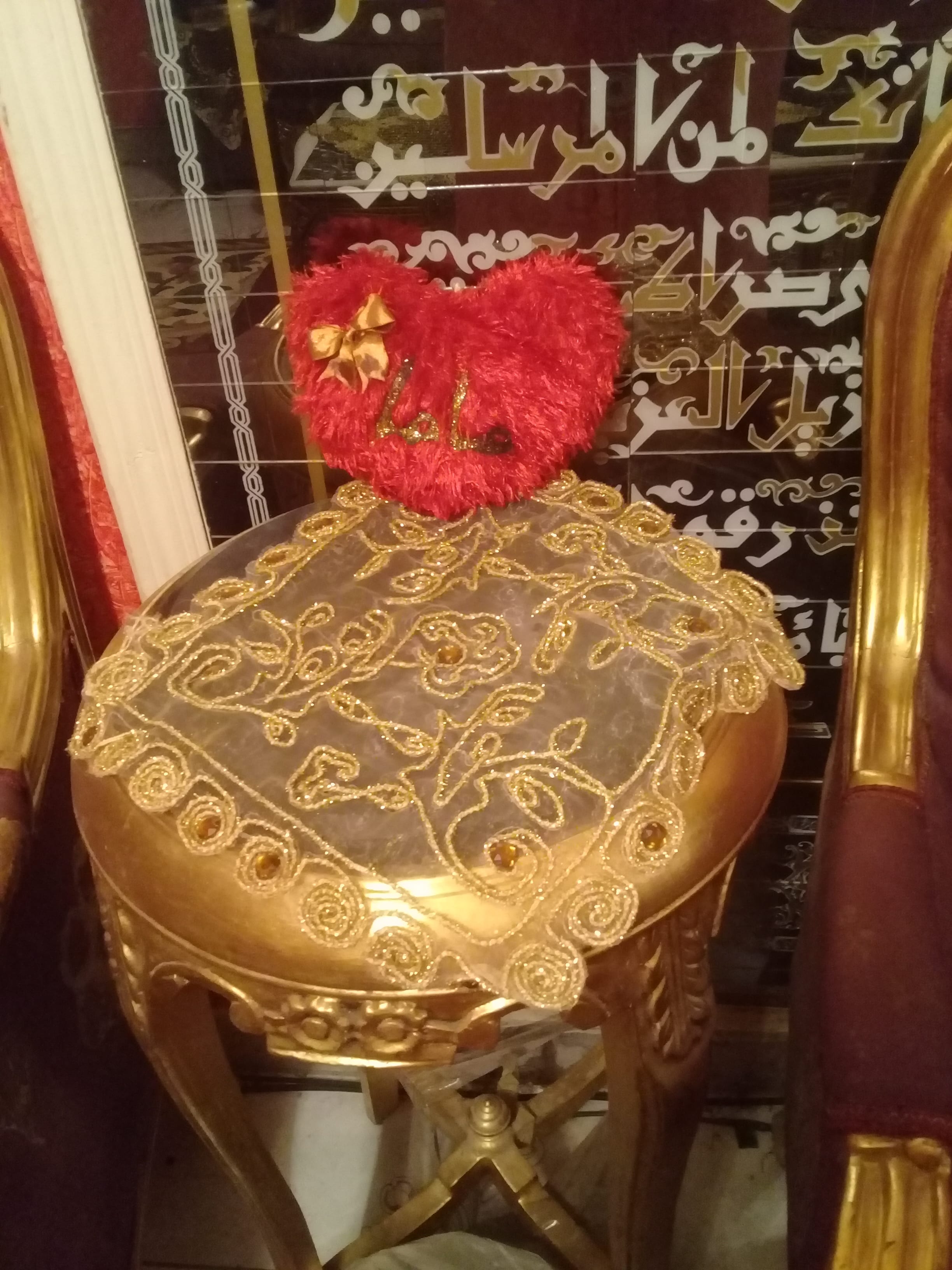 صالون مدهب استعمال خفيف
لا تنسَ أنك شاهدت هذا الإعلان في عنكبوت
صالون لوكنزمدهب 4كرسي وكنبه...