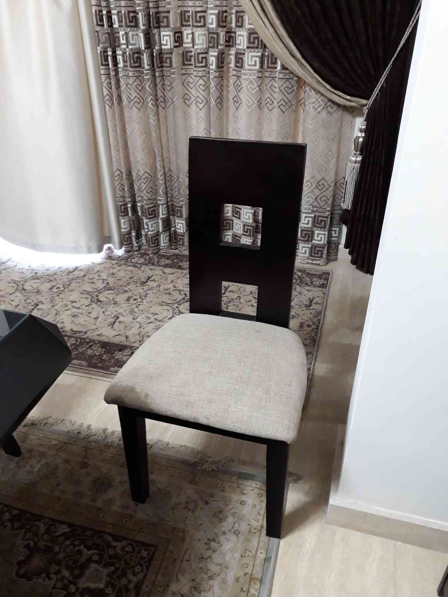 سفره مودرن استعمال خفيف للبيع
لا تنسَ أنك شاهدت هذا الإعلان في عنكبوت
سفره كالجديده خشب زان و...