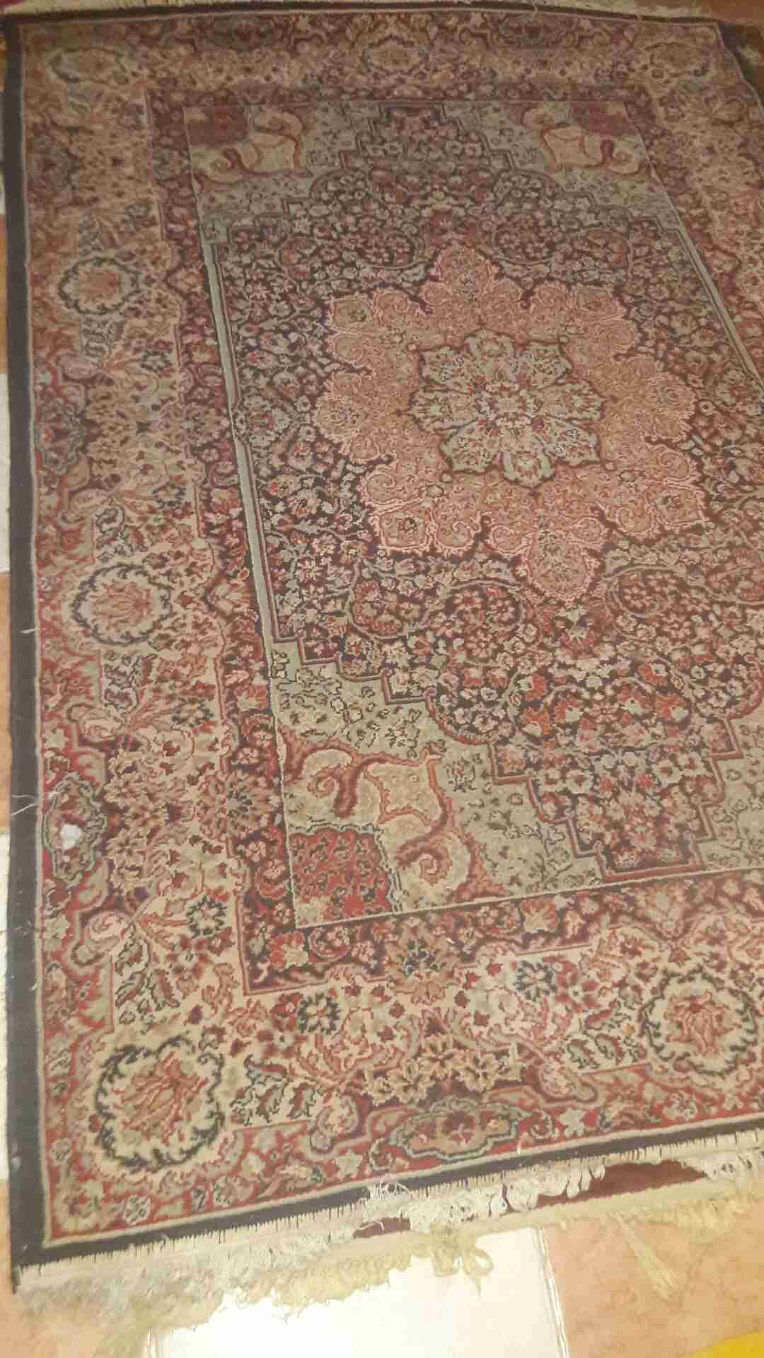 سجادة 160 ×240 بحالة جيدة جدا
لا تنسَ أنك شاهدت هذا الإعلان في عنكبوت
سجادة مستعملة بحا...