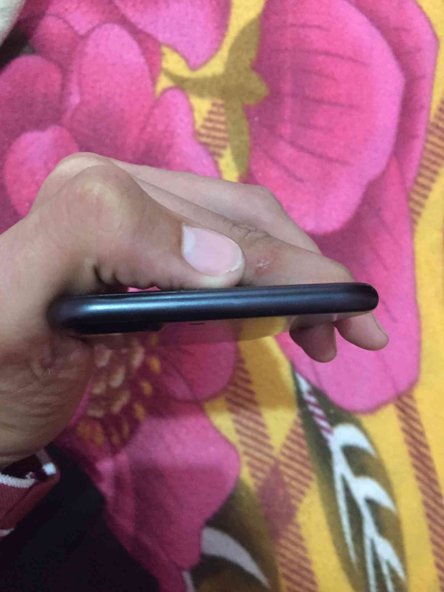 ايفون 7 بلس
لا تنسَ أنك شاهدت هذا الإعلان في عنكبوت
ايفون 7 بلس
128 جيجاا
الجهاز مش معاه غير...