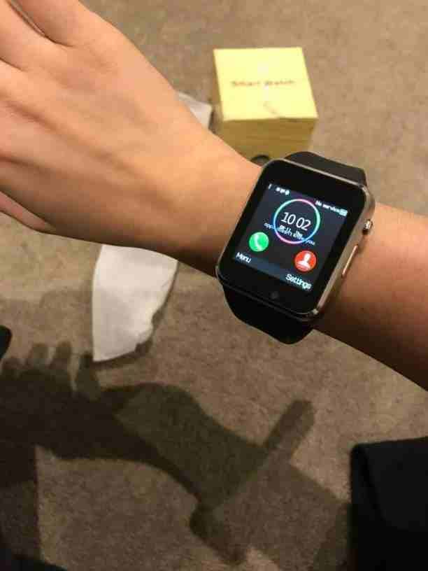 ⌚ دي ساعة 👇👇👇👇
#ساعة_و_موبايل_في_نفس_الوقت
#سمارت_وتش #Smart_watch
⭕ تعمل بنظام الاندرويد و توصيلها وربطها
علي اي تليفون عن طريق البلوتوث
⭕ ا...