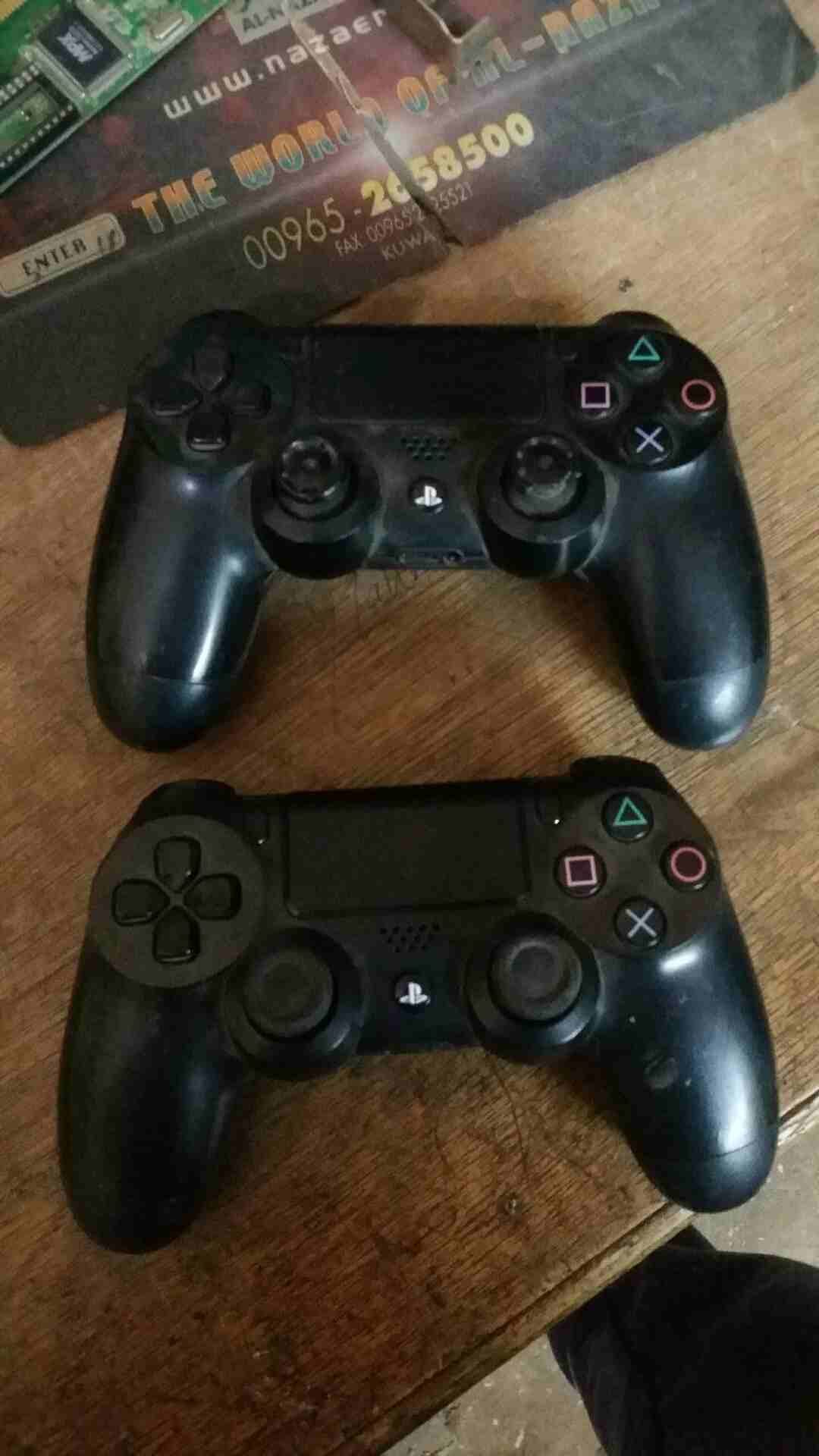 2زراع تحكم بلايستيشن 4
لا تنسَ أنك شاهدت هذا الإعلان في عنكبوت
2 زراع تحكم ps4 بحاله جيده بعد الت...