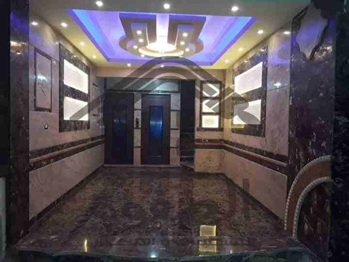 التشطيب فن مش الوان 👌👌👌
الصفوه للتشطيبات والديكور😍😍😍
التشطيب مش مجرد أعمال متسلسلة يقوم بها الفنيون، فالتشطيب المتميز يعتمد أولاً علي حسن التنظيم، حسن إختيار الخامات و إستغلال المساحات. لذلك نن...