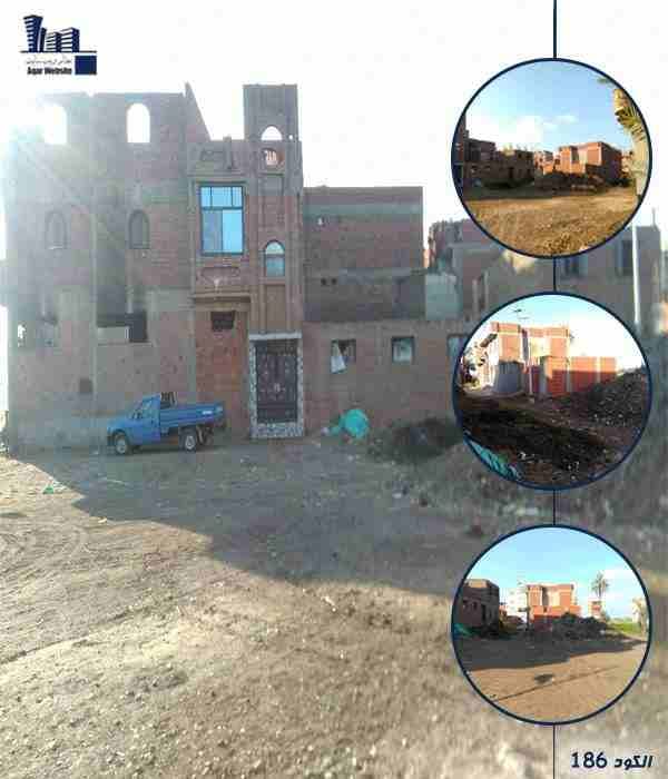 آرض للبيع مميزة ( كود 186 )
آرض للبيع مميزة موقع مميز جيد بالقرية 1 نمرة من طريق رئيسي تطل بعدد 2 ناصية شارع 10 متر عرض رئيسي شارع 7.50 متر عرض واجهة شارع 4 متر عرض خلفي مساحة 3.50 قراط كلي يعادل 61...