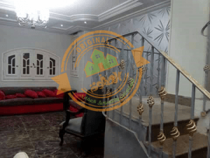 كود 4094
منزل مساحه 45 م خمس ادوار له بدرووم منفصل ودور اول ( غرفتين وحمام ومطبخ )
من التانى الى الخامس دوبلكس
5 غرف ومطبخ و 4 حمام
بنها طريق النوادى
السعر مليون و 200 الف
لمعاينه والاستعلام...