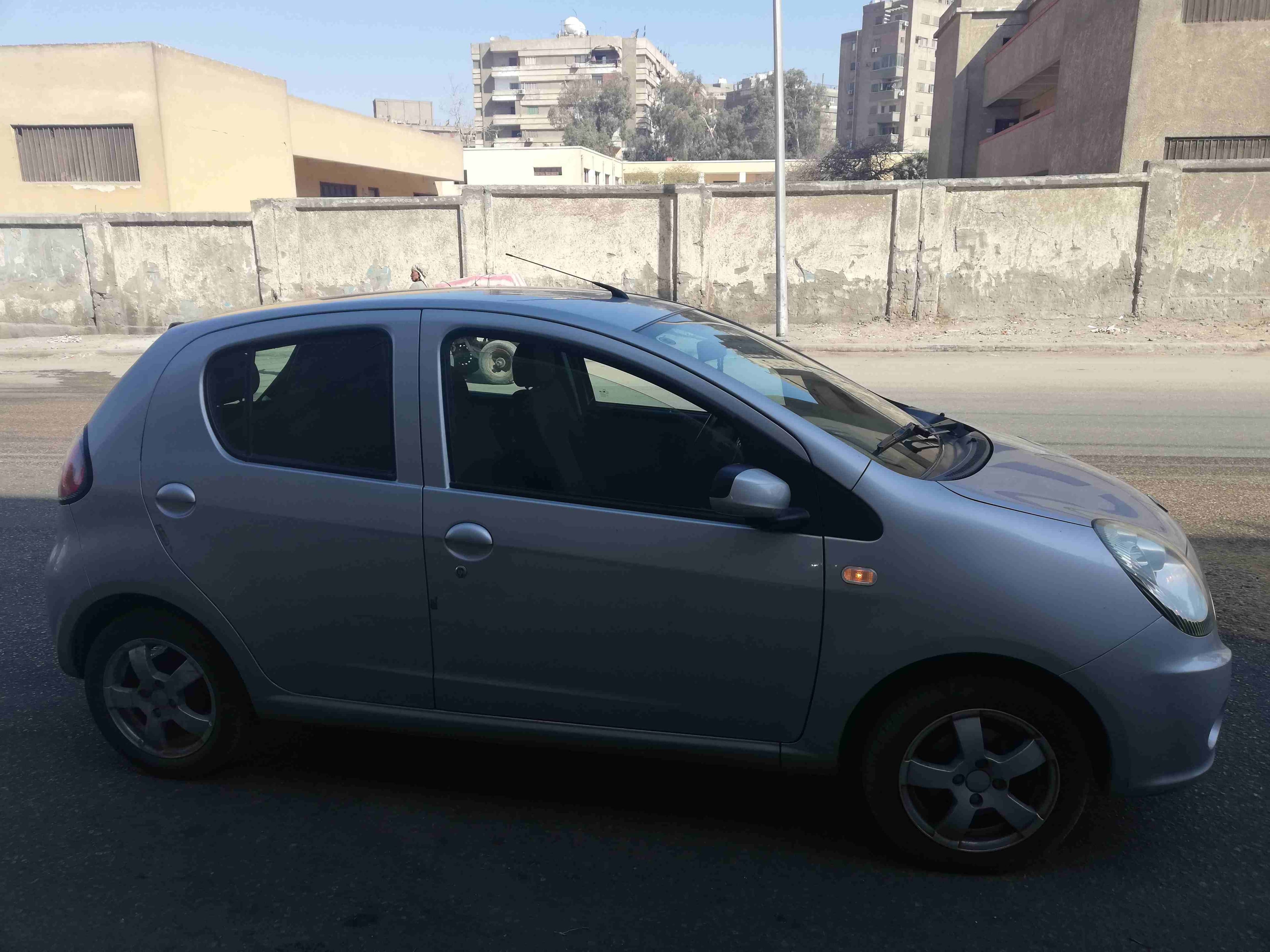 جيلي باندينو 2014
لا تنسَ أنك شاهدت هذا الإعلان في عنكبوت
حاله ممتازه جداااااا...