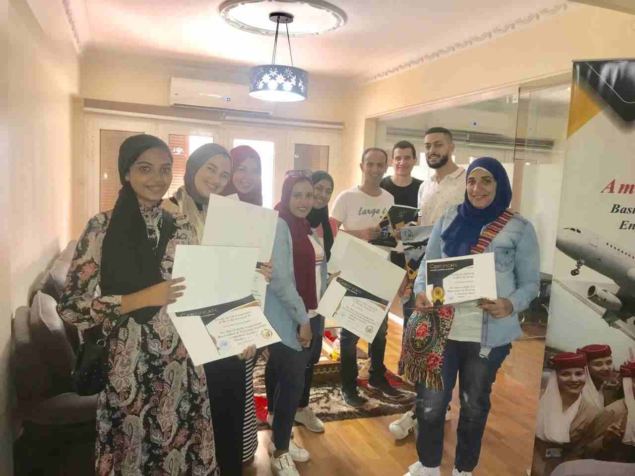 عايز وظيفة محترمة عايز شغل بمرتب مغري
خلصت جامعة ومش لقي شغل الشغل مش بيجي من غير مجهود !
لما تروح تشتغل بيسالك اشتغلت فين !
لازم تعرف سوق العمل طالب ايه
سوق العمل طالب موظفين حجز تذاكر طيران
علي فكرة...