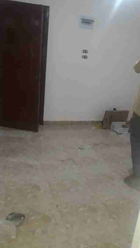المنصوره
شقه ايجار سوبر لوكس جانبي عبدالسلام عارف عزبه عقل شارع المكتبات الاسلاميه
٣ غرف نوم ،، صاله ،، مطبخ ،، حمام،، غاز طبيعي
دور تاني علوي ناصيه وجيده التهويه
مطلوب ايجار ١٢٠٠ جنيه
تواصل للجادين
0...