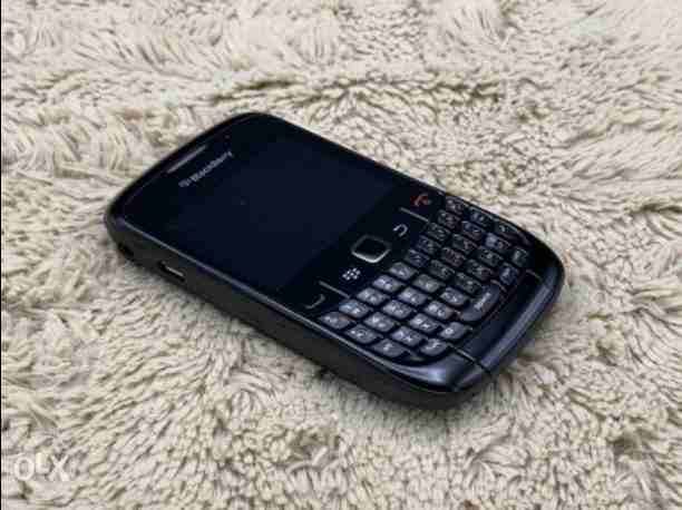 Blackberry curve 8520
بحاله الزيرو تماما كما موضح بالصور
استعمال خفيف جدا
بالبطاريه والكابل والشاحن الأصلي فقط
ومتوفر أيضا نفس الموديل جديد زيرو متحطش فيه شريحه نهائي
بلزقه الشاشه والضهر
ألوان...