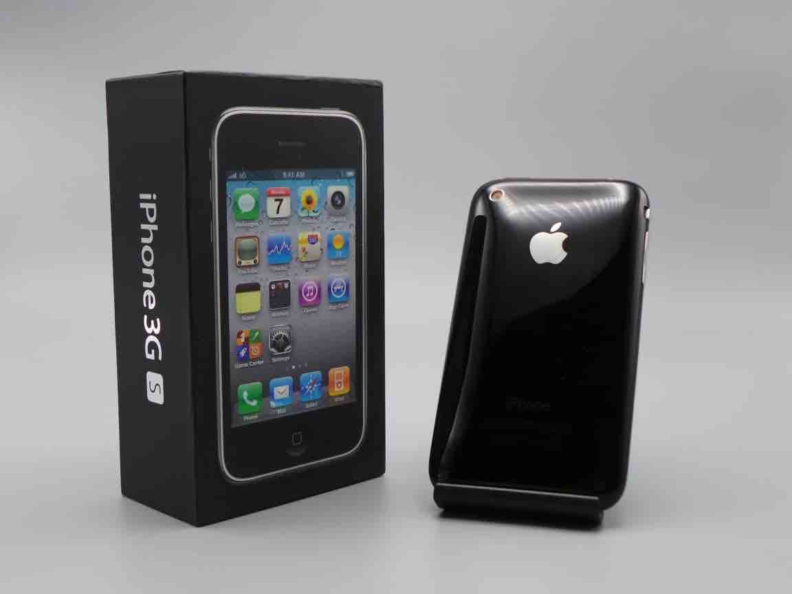 brand new
iPhone 3GS
8GB
black never activate
orange only
لهواه التحف واجهزه الزمن الجميل موديل ٢٠٠٩
شغال اورنچ فقط
في اي فرع اورنچ بيتفك الشفرة لجميع الخطوط ب ٢٥٠ جنيه ٤ أيام عمل
iPhone 3G...