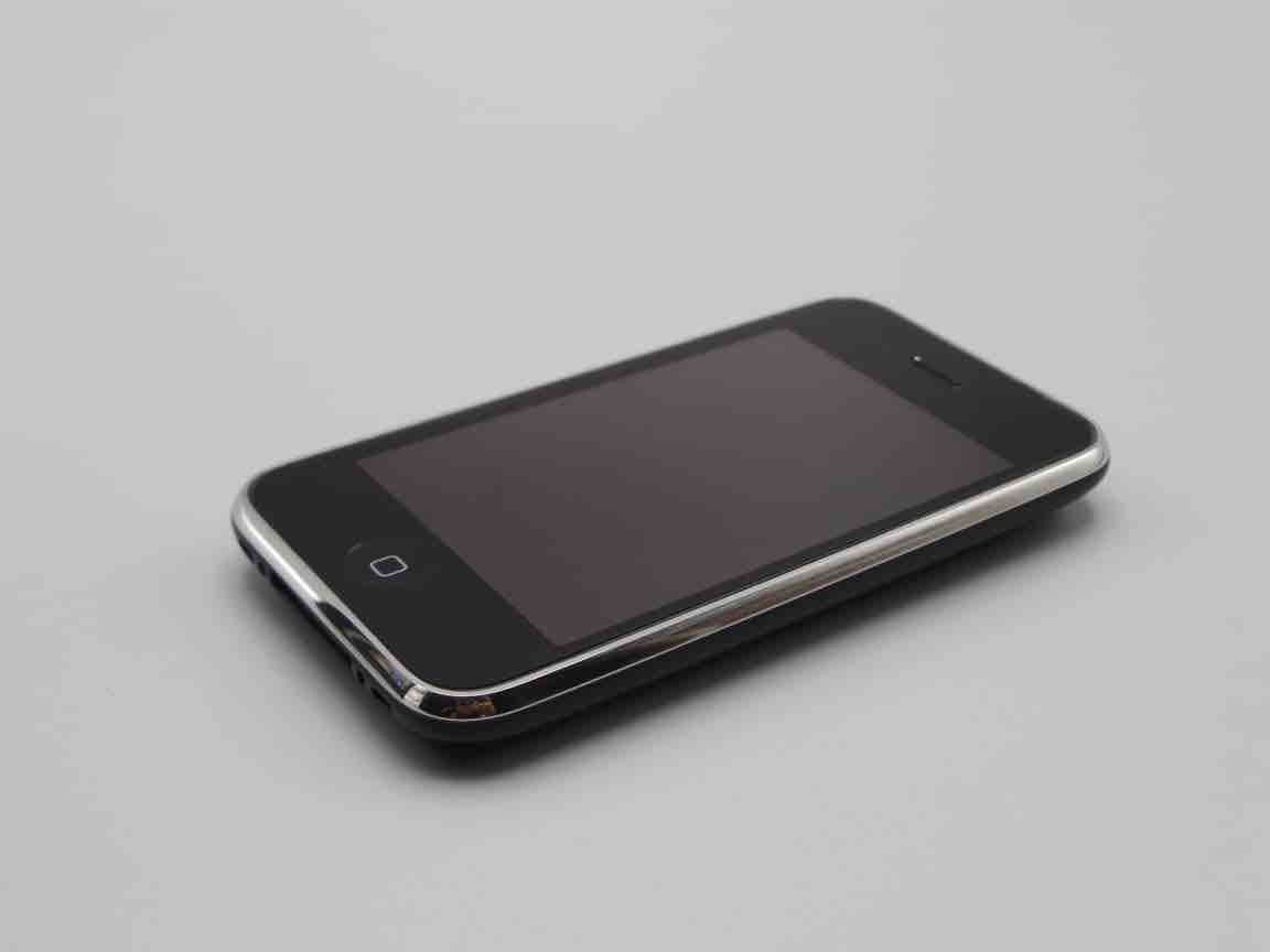brand new
iPhone 3GS
8GB
black never activate
orange only
لهواه التحف واجهزه الزمن الجميل موديل ٢٠٠٩
شغال اورنچ فقط
في اي فرع اورنچ بيتفك الشفرة لجميع الخطوط ب ٢٥٠ جنيه ٤ أيام عمل
iPhone 3G...