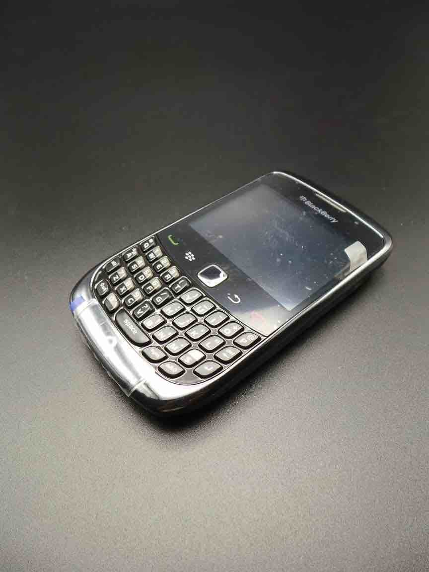 جديد زيرو كيرڤ ٩٣٠٠ بلاك بيري متوفر توصيل وشحن محافظات
اسأل عن باقي الموديلات
Blackberry curve 9300 brand new black
موديلات جديده زيرو متحطش فيه شريحه اطلاقا
وارد الخارج يدعم اللغه العربيه والكي...