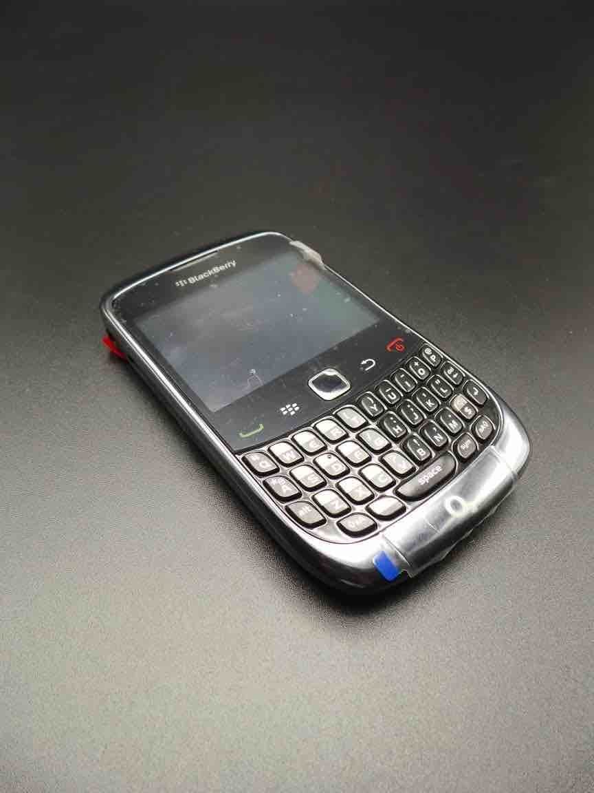 جديد زيرو كيرڤ ٩٣٠٠ بلاك بيري متوفر توصيل وشحن محافظات
اسأل عن باقي الموديلات
Blackberry curve 9300 brand new black
موديلات جديده زيرو متحطش فيه شريحه اطلاقا
وارد الخارج يدعم اللغه العربيه والكي...