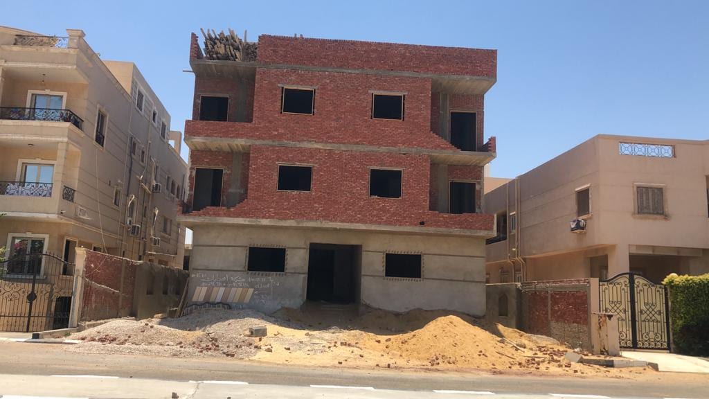 عاين شقتك بأرقي الاحياء
🎉بأرقي وأميز الاحياء بمدينة الشروق
(بالحي الثالث شرق فيلات)
📍شقة 130 متر خلفي
الدور الثاني بعد الارضي
(استلام فوري)
عبارة عن (3غرف+2 حمام+ ريسبشن+مطبخ)
👈تطل علي شارع وا...