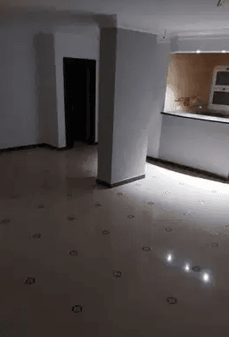 شقة تشطيبات خاصه للايجار بمدينتى