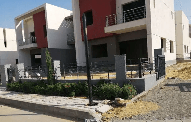 تاون هاوس للبيع في مدينتي نموذج i تصميم مودرن بأقل اوفر لسرعة البيع