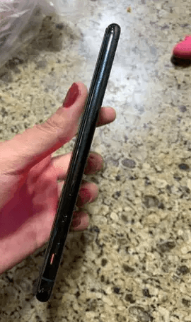 IPhone 11 Pro Max 256
ايفون 11pro max 256
كسر الزيرو معاه كل حاجتة العلبة الشاحن و السماعة الاصليين
‏من تراد لين مصر - Tradeline Egypt
و معاه بطاقة الضمان
