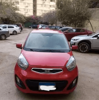 بيكانتو 2013 خليجي فئة تانية فبريكا
جميع الكماليات عدا فتحة السقف و المالتي عداد 130000 كيلو
فبريكا بالكامل عدا رفرف خلفي رش نضافة اول يد من الزيرو و صيانات كاملة بالتوكيل حتى الآن ب الفواتير
جنوط اس...