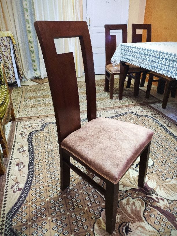 سفرة مودرن .. خشب زان جديدة
*عدد 6 كراسي
*مساحة 90×160
*جاهزة بالزجاج
البيع بسبب حجمها كبير مقارنة بالشقة .
لم يتم استخدامها .. جديدة بحالة المعرض