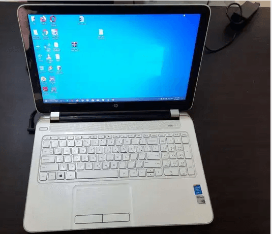 لابتوب hp core i7 كارتين شاشه رام 8 هارد 1تيرا