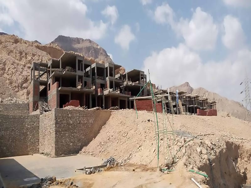 وصول استثنائي stand alone villa مع بول خاص وفيو على بحر بعين هيلز بالسخنه
